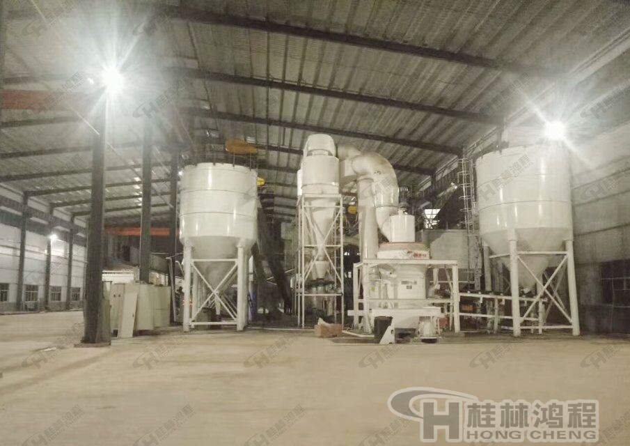 桂林鴻程高效節(jié)能磨粉機(jī):HC系列縱擺式磨粉機(jī) 鐵尾礦雷蒙磨粉機(jī) 桂林鴻程高效節(jié)能磨粉機(jī):HC系列縱擺式磨粉機(jī) 鐵尾礦雷蒙磨粉機(jī)