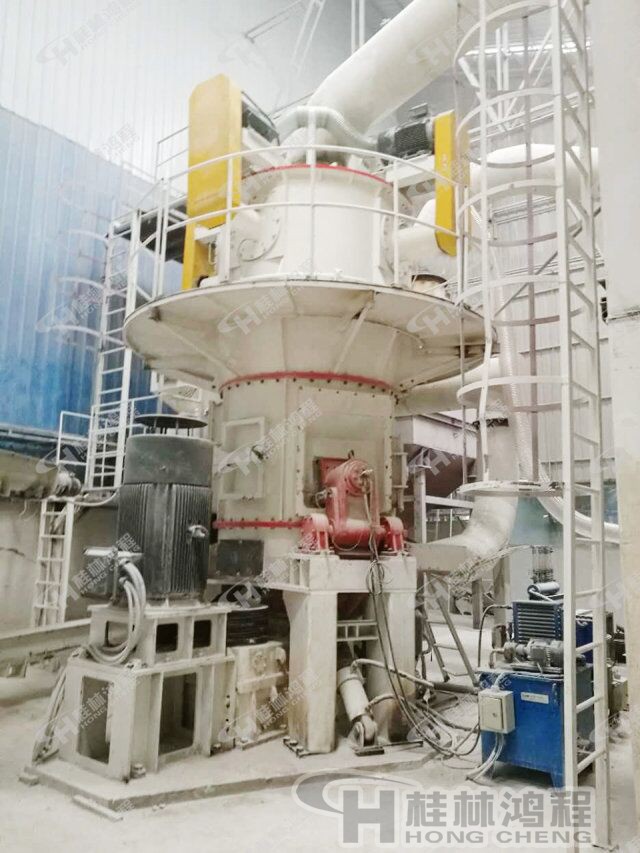 粉煤立磨機(jī)現(xiàn)場圖片 粉煤立磨機(jī)現(xiàn)場圖片