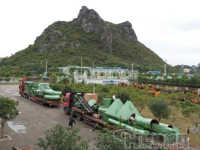 鴻程腐植酸雷蒙磨粉機(jī)發(fā)貨 鴻程腐植酸雷蒙磨粉機(jī)發(fā)貨