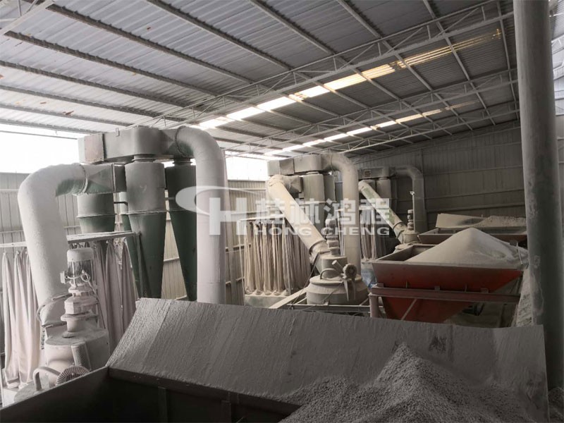 HC1000小型超細(xì)雷蒙磨粉機擺式磨粉機型號