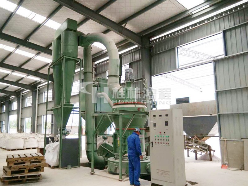 雷蒙磨能加工200目煤?jiǎn)?？HC1000擺式磨粉機(jī)細(xì)度達(dá)200目