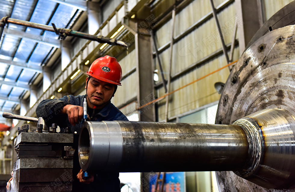 致敬奮斗在平凡崗位中的勞動(dòng)者！